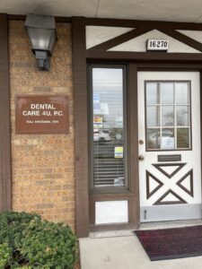 Front entrance of Dental Care 4U at 16270 Prince Dr, South Holland, IL